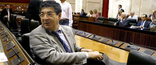 IU insinúa el fin del bipartito en Andalucía si Alaya imputa a Griñán