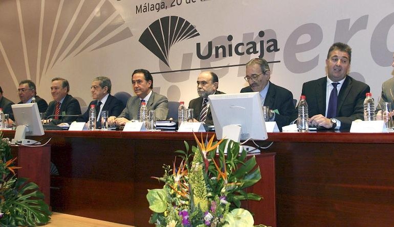 Asamblea de Unicaja: un paripé de dos horas para cobrar 300 euros