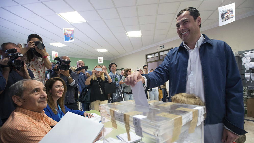 Sólo Málaga se salva de la debacle del PP en Andalucía