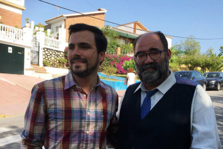 Alberto Garzón y la foto con el Mocito Feliz