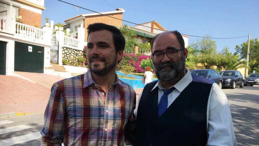 Alberto Garzón y la foto con el Mocito Feliz